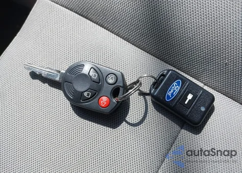 2012 Ford Escape Xlt из США, поврежденный, VIN 1FMCU9D78CKA73537